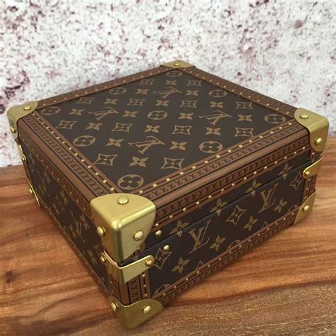 coffret tresor louis vuitton|louis vuitton luggage collection.